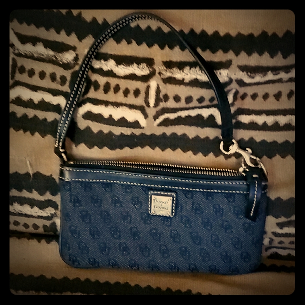 Small D&B Handled Clutch